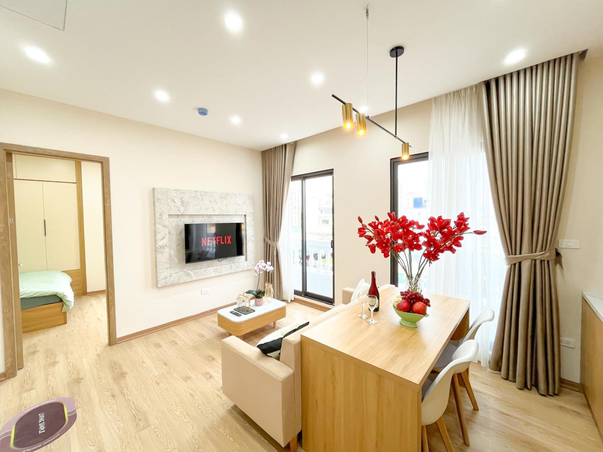 Amazing Housing Lac Long Quan Hanoi Exterior foto