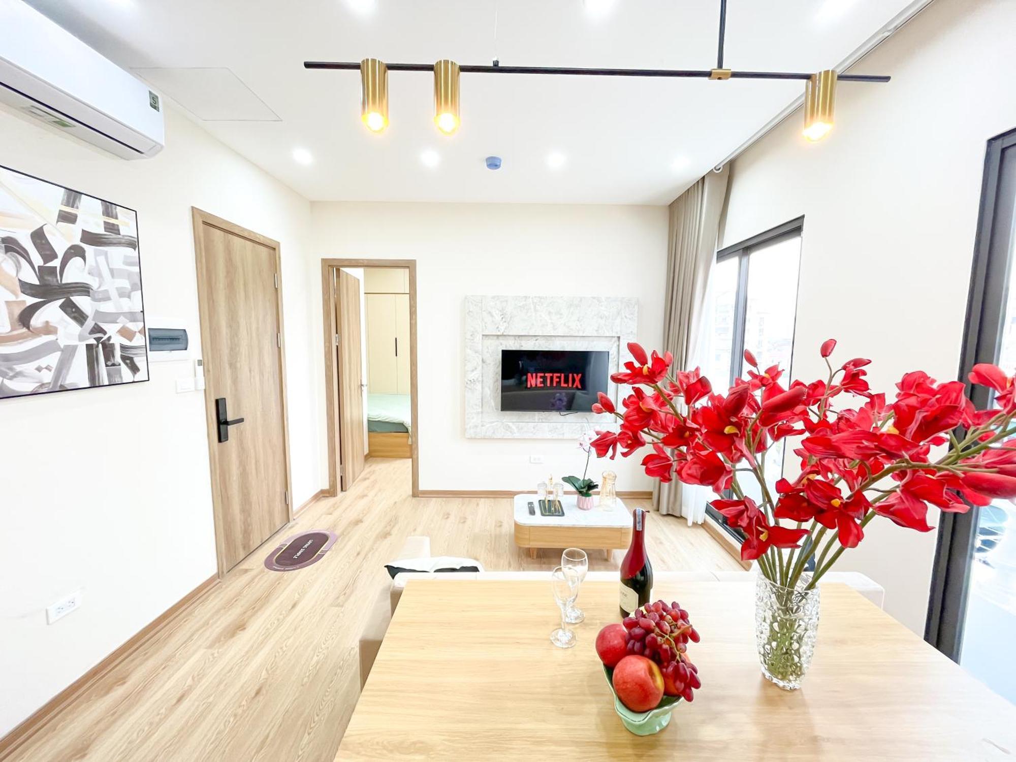 Amazing Housing Lac Long Quan Hanoi Exterior foto