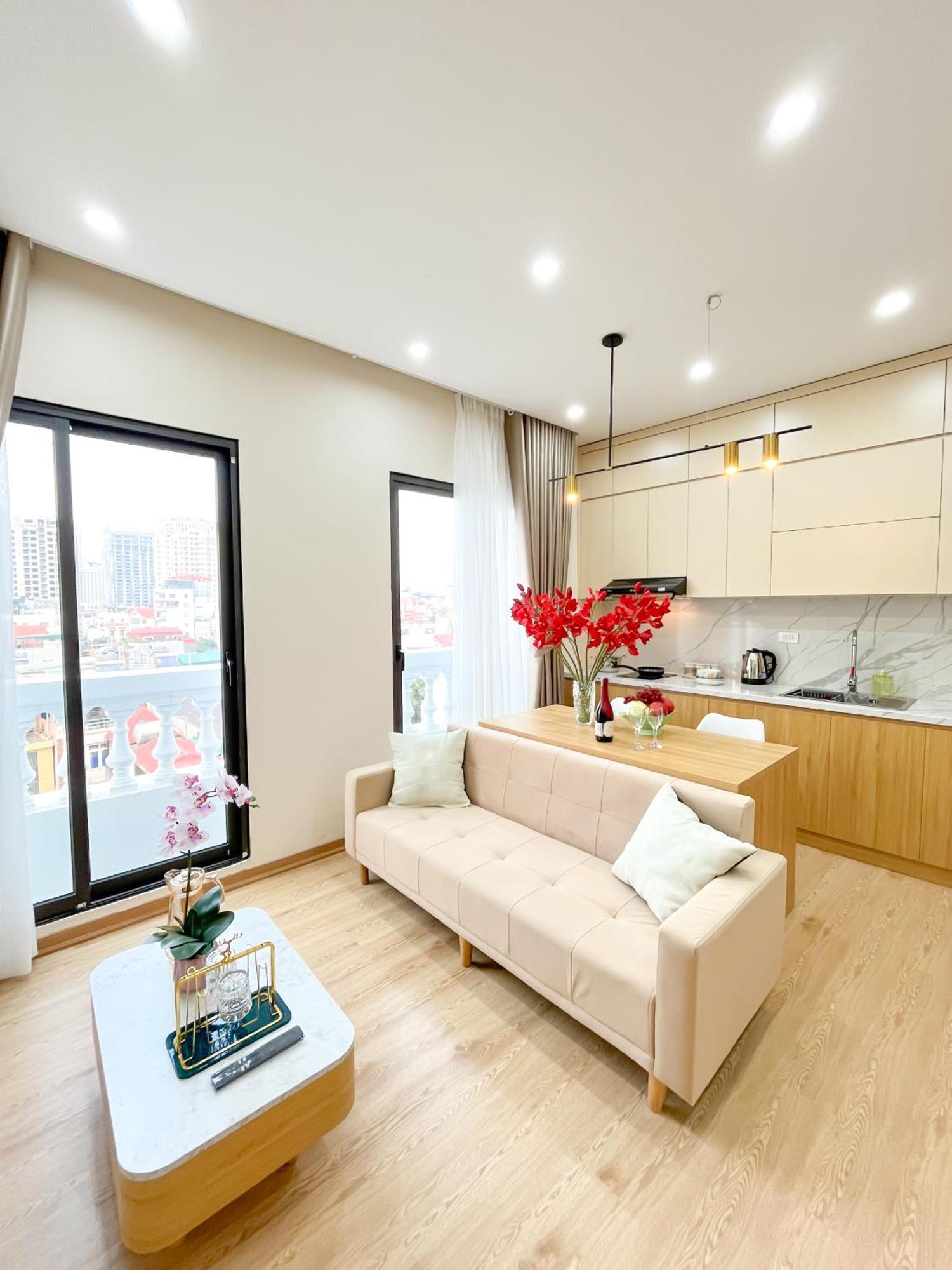 Amazing Housing Lac Long Quan Hanoi Exterior foto
