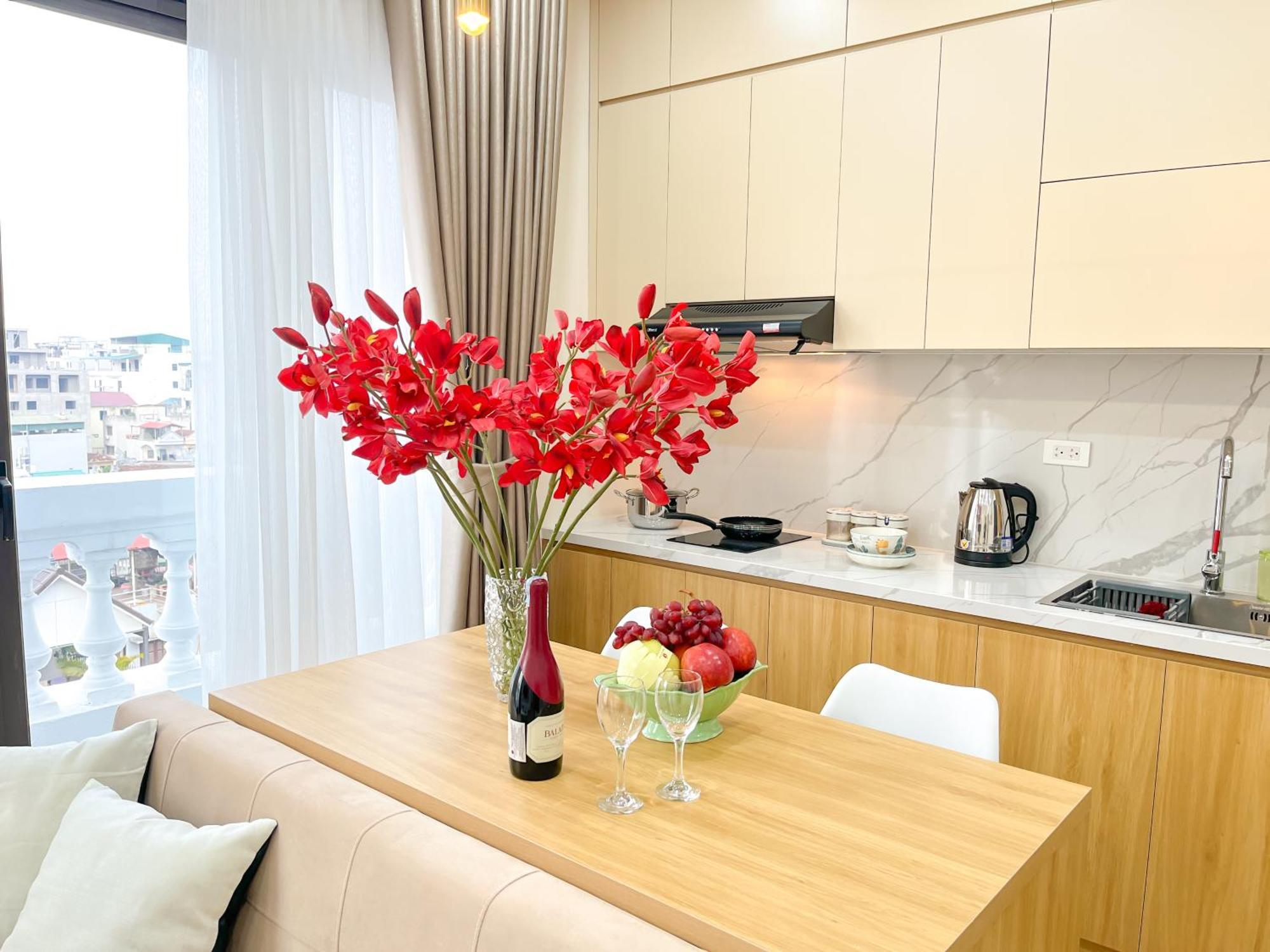 Amazing Housing Lac Long Quan Hanoi Exterior foto
