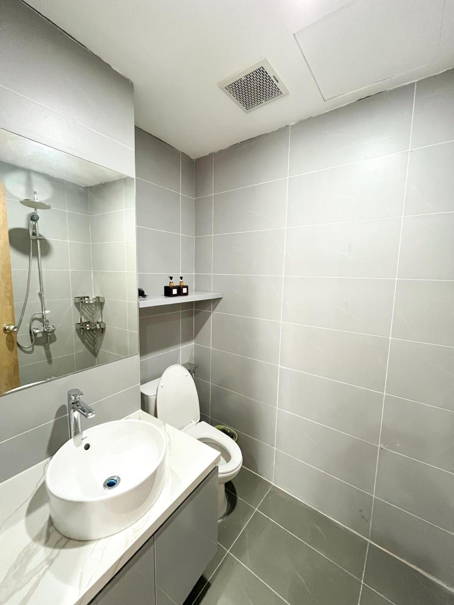 Amazing Housing Lac Long Quan Hanoi Exterior foto